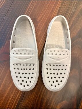 Kids grey and yellow Water Shoes Slip-On Loafers